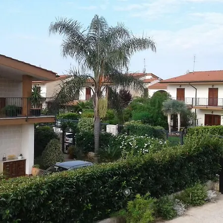 Sunny With Pool In Private Vila *